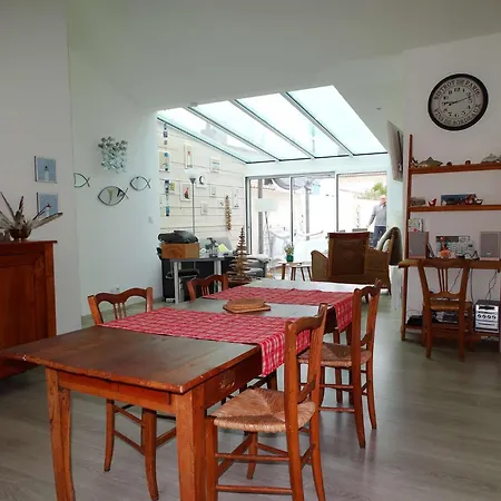 Dorade Gilles Croix De Vie Villa